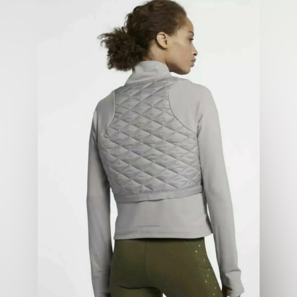 Nike running jacket - Picture 4 of 10